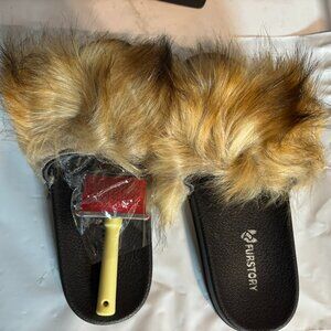New in Box Fur Story Womens Furry Slippers Size 8 Black/Brown Faux Racoon